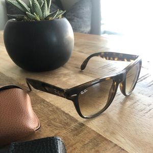 Ray-Ban folding Wayfarer sunglasses